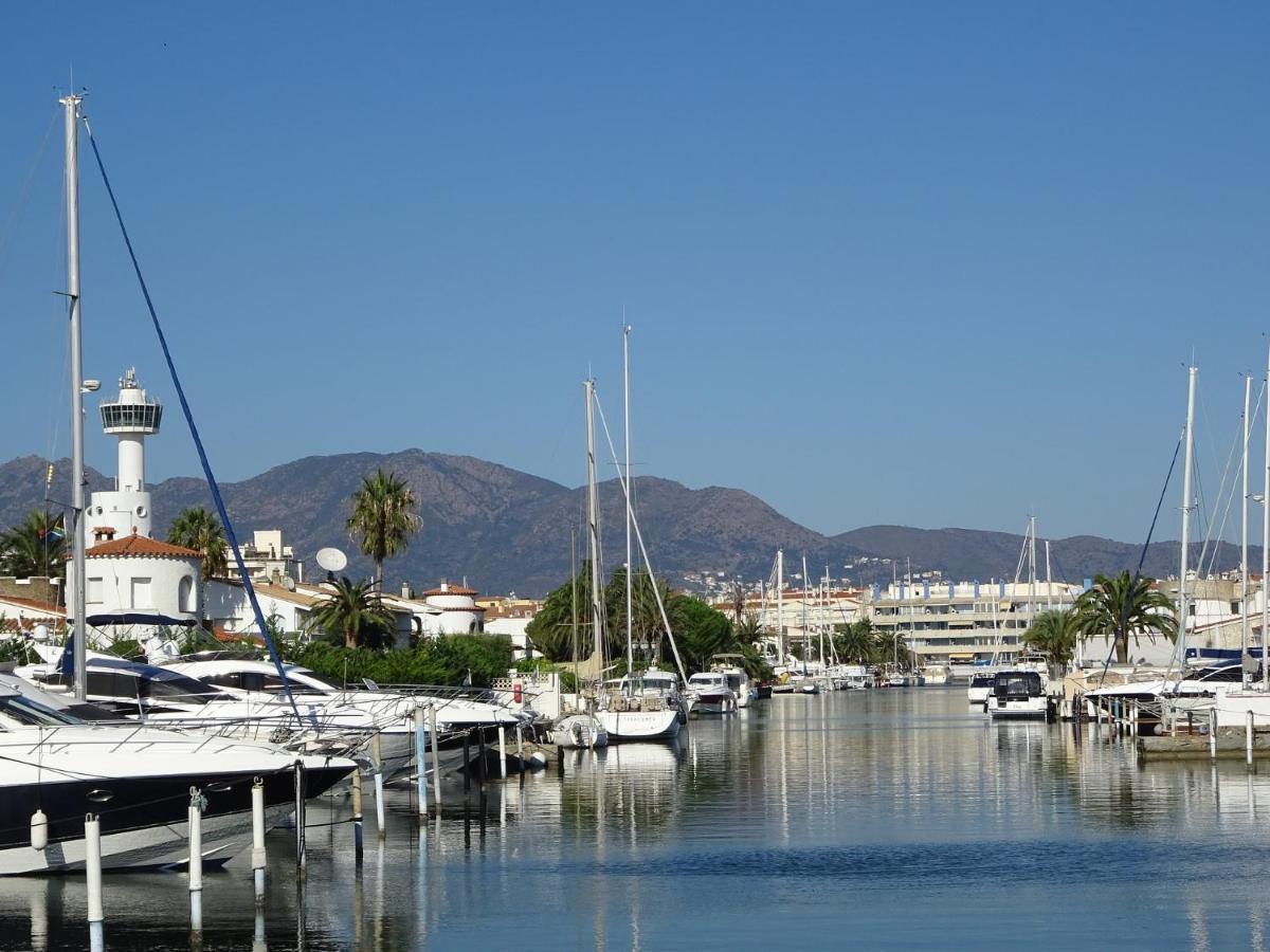Empuriabrava Apartaments Nº6 エクステリア 写真